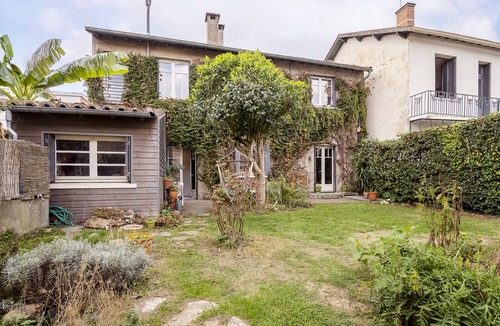Saint-Cyprien House | Beautiful town house, garden, near hyper center