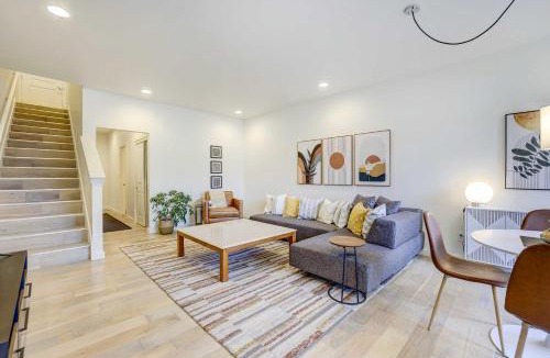 Downtown Boise House | Beautiful Townhome - Steps to Downtown Boise!