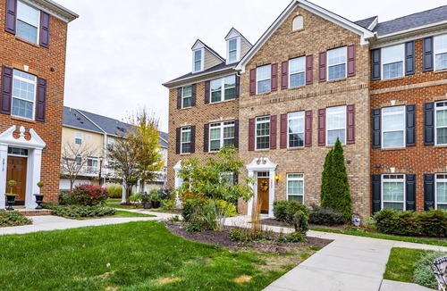 Richmond House | Beautiful Townhouse - perfect Short Pump location