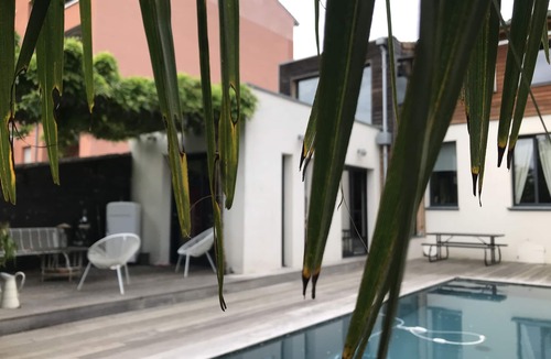 Patte d'Oie House | Beautiful townhouse with swimming pool & fireplace