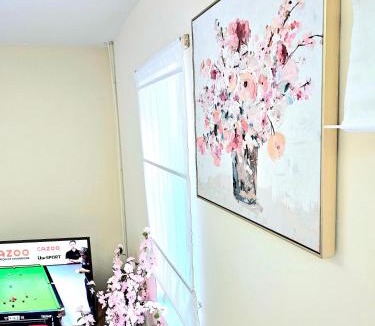 Long Eaton House | Beautiful Townhouse with Netflix