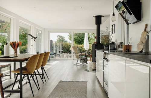 Holbaek House | Beautiful tranquil home by fjord near Copenhagen