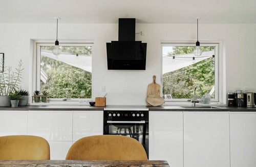 Holbaek House | Beautiful tranquil home by fjord near Copenhagen