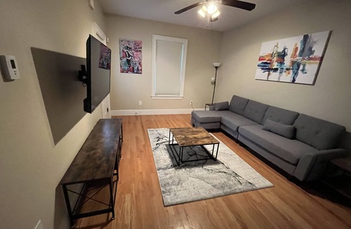 Highland Park Apartment | Beautiful Two Bedroom Apartment.