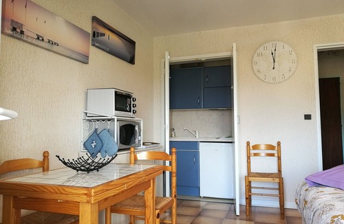 Greoux-les-Bains Apartment | BEAUTIFUL TWO-STAR STUDIO FOR RENT