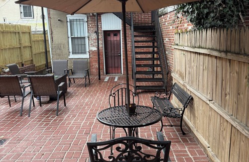 Truxton Circle House | Beautiful Two Level Apt in DC