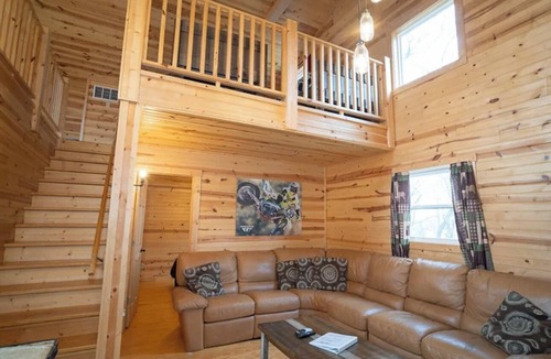Attica House | Beautiful Two Story, Lofted Villa w/Wood Interior