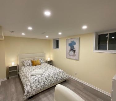 Ottawa Division House | Beautiful Unit in Nepean Ottawa