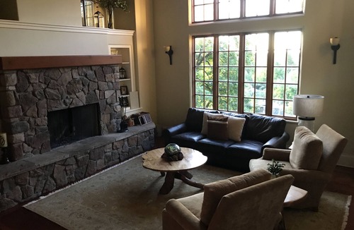 Fairmont House | Beautiful university area home