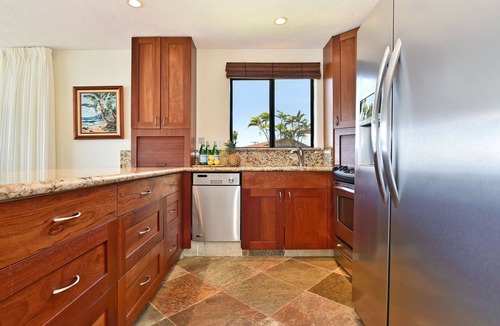 Kahana Condo | Beautiful updated 2bd condo, a sleek new finish
