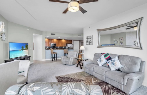 Cape Harbour Condo | Beautiful Upscale 6th floor Condo