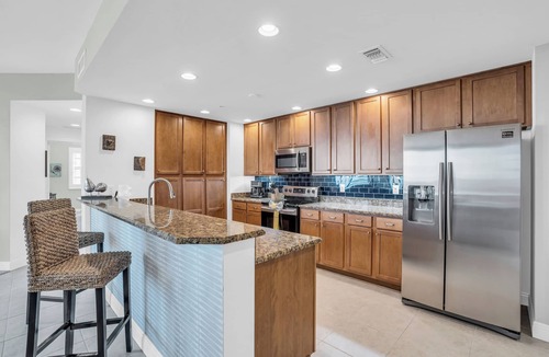 Cape Harbour Condo | Beautiful Upscale 6th floor Condo