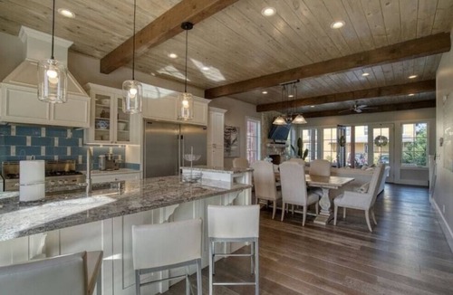 Vinita House | Beautiful Upscale Grand Lake Home in Gated Community