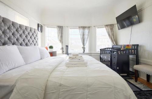 Hoover - Foster Apartment | Beautiful