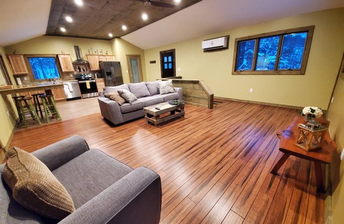 Tunkhannock Township House | Beautiful, quiet place in the woods