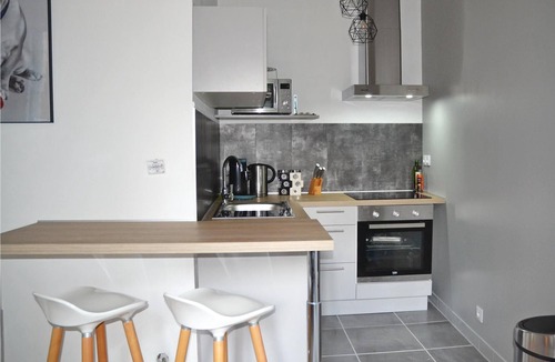 Saumur Apartment | Beautiful vacation apartment on the second floor.