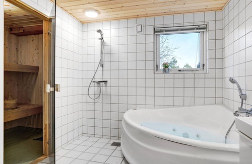 Snedsted House | Beautiful vacation home in the beautiful village of Stenbjerg, which is part of the fantastic Nation