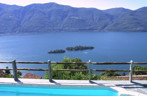 Ronco sopra Ascona House | Beautiful Villa with fantastic view, pool and beautiful garden.