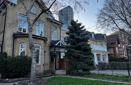 Garden District House | Beautiful Victorian House In Downtown Toronto!