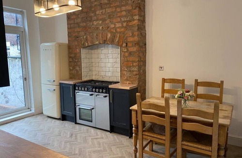 Anfield House | Beautiful Victorian Townhouse