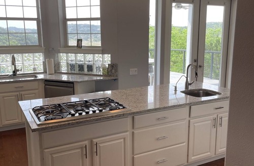 Lower Basin Lake Travis House | Beautiful view Water's Edge right on Lake Travis 4 bedrooms with 4 balconies