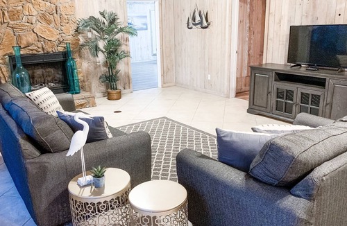 Cedar Lane House | Beautiful views and lots of fun activities!