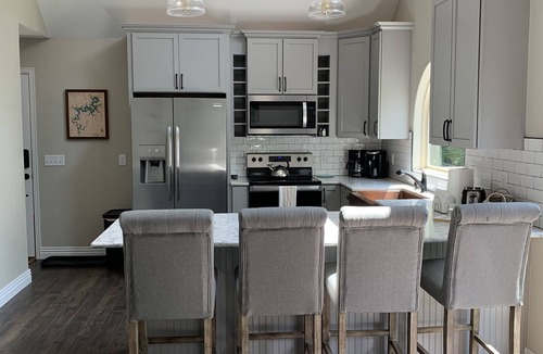 Garfield Ski Chalet | Beautiful Views! New chalet (cabin) in Ozark Mountains on Beaver Lake!