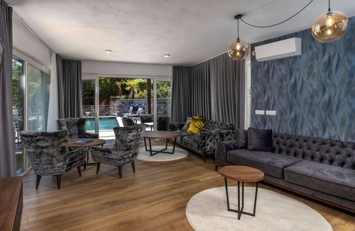 Obrs Villa | Beautiful Villa Visum Mare Tribus