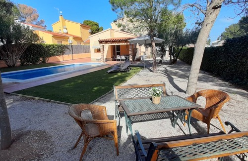 Les Tres Cales Villa | Beautiful villa with private pool, garden, for 9 people, air conditioning, wifi