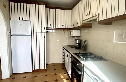 Calafat Cottage | Beautiful Villa with Pool, Near Beach and Marina, Sleeps 7