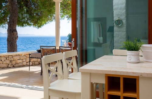 Cove Osibova (Milna) Villa | Beautiful Villa Al mare