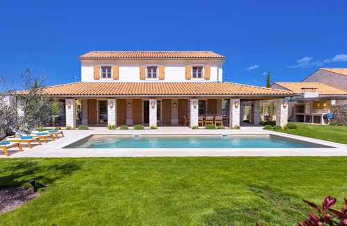 Smoljanci Villa | Beautiful Villa Andrea