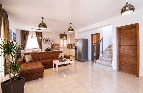 Stankovici Villa | Beautiful Villa Aria with swimming pool and panoramic sea-view!