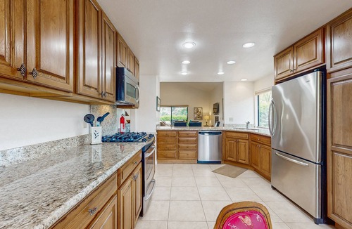 Palm Desert Condo | Beautiful Villa at Ironwood Country Club w/Shared Pool & Spa - near Golf Course