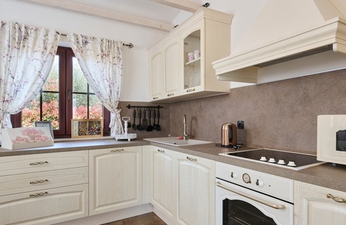 Cancini Villa | Beautiful Villa Bellissima with a pool