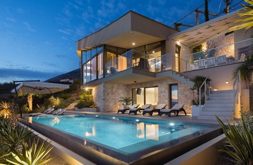Donja Banda Villa | Beautiful Villa Brilliance House