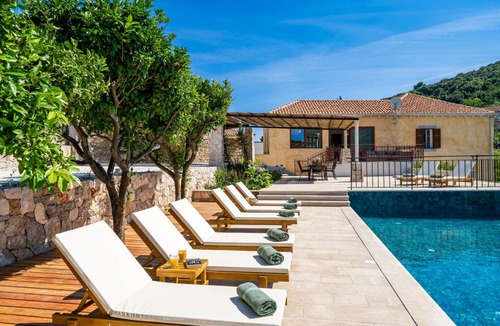 Gruda Villa | Beautiful Villa Casa di Oasis