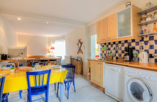 Dinard House | Beautiful villa for 5 people with WIFI, TV, terrace and pets allowed