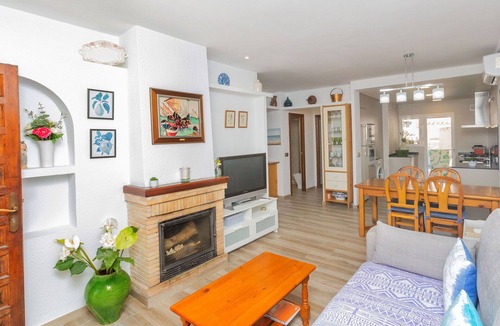 Cunit House | Beautiful villa for 6 people with private pool, A/C, WIFI, TV and patio