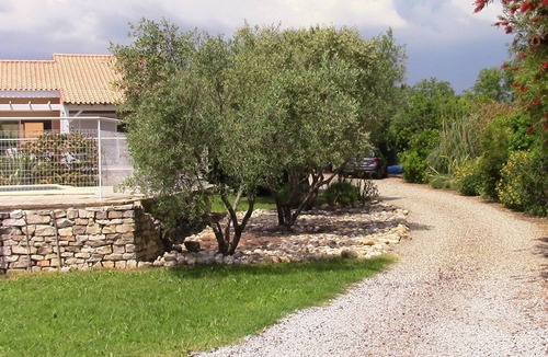 Alignan-du-Vent Villa | Beautiful villa near the sea, large swimming pool