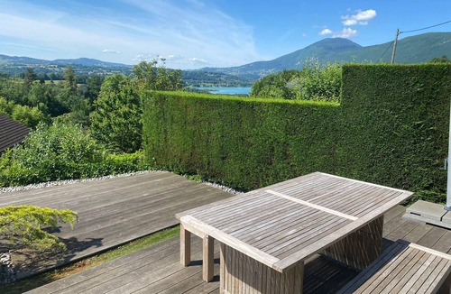 Attignat-Oncin Villa | Beautiful Villa with Pool and Lake View