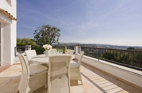 Biot Villa | Beautiful villa in gated Domaine in French Riviera, stunning views, heated pool