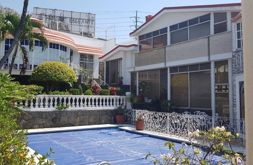Jacarandas Villa | Beautiful Villa La Concepcion