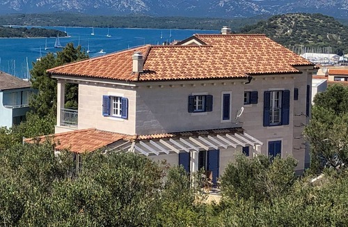 Susica Villa | Beautiful Villa Mala Murter, with a Pool