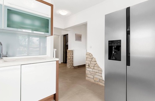 Crveni Vrh Villa | Beautiful Villa Milena with swimming pool