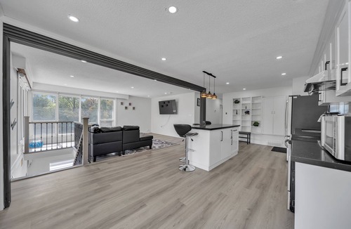 Caledon Other | Beautiful Villa on Hill