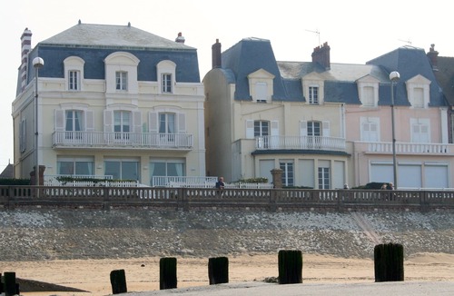 Cabourg Villa | BEAUTIFUL VILLA OF 400 M2 THE WATERFRONT