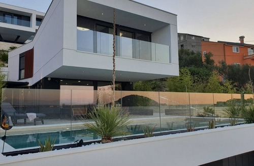 Kali Villa | Beautiful Villa Per Lei