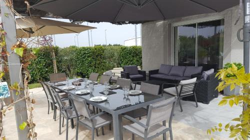 Monteux House | Beautiful Villa Pool in Provence