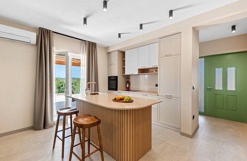 Beram Villa | Beautiful Villa Vita for a holiday with private pool and BBQ for 6 guests